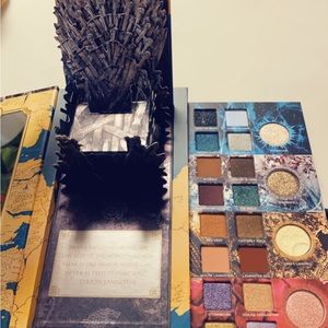 Urban decay Game of thrones limited edition eyeshadow